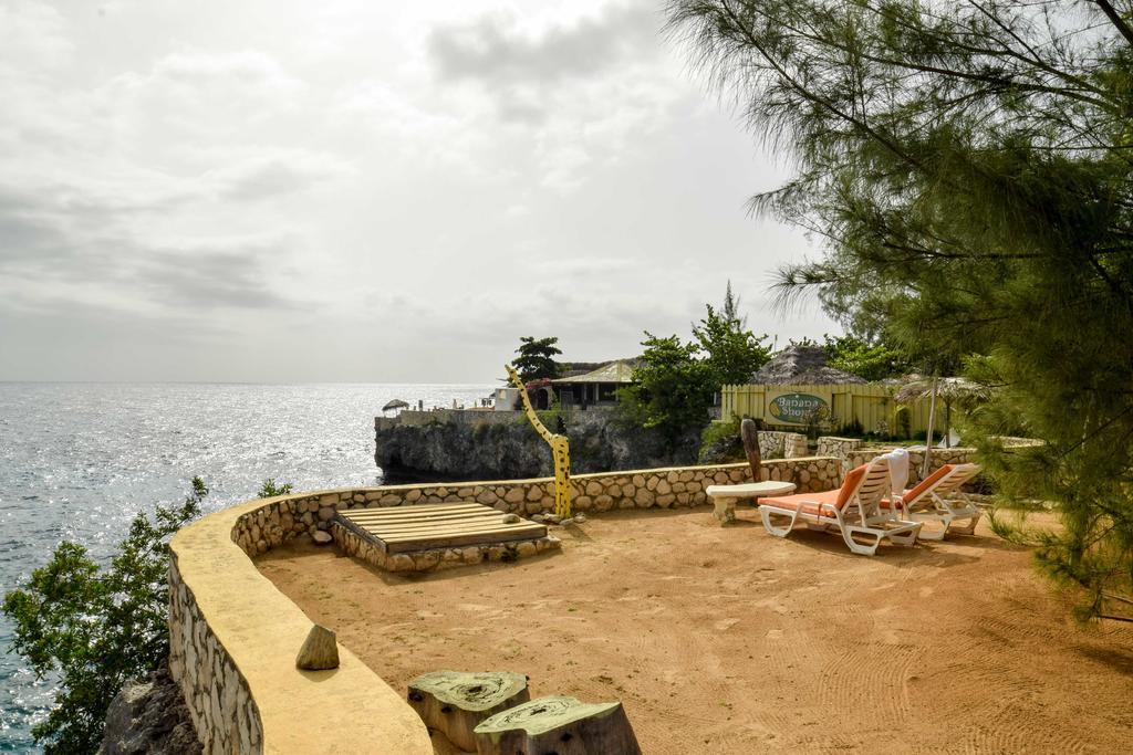 Banana Shout Resort 内格里尔 外观 照片